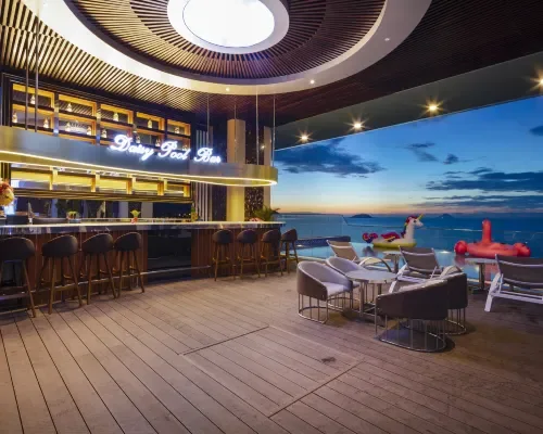 Không gian ăn uống tại Nha Trang Horizon Hotel – góc 2
