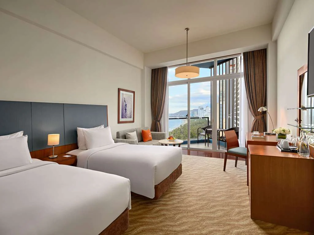 Phòng Superior Twin Novotel Nha Trang