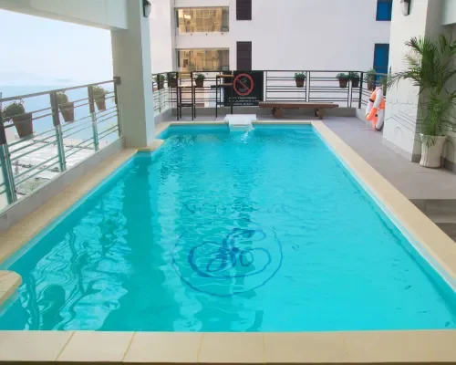 Hồ bơi tại Pavillon Garden Hotel Nha Trang