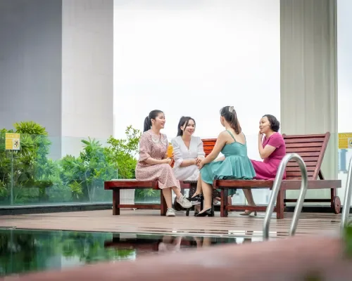 Hồ bơi tại Poseidon Nha Trang Hotel – góc 3