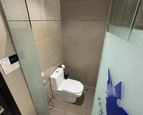 Phòng tắm tại Poseidon Nha Trang Hotel – góc 2