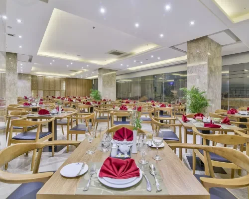 Không gian ăn uống tại Poseidon Nha Trang Hotel