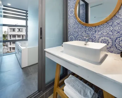Phòng tắm tại Prime New Hotel Nha Trang – góc 2
