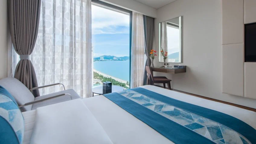 Phòng nghỉ tại Queen Ann Nha Trang Hotel – góc 3