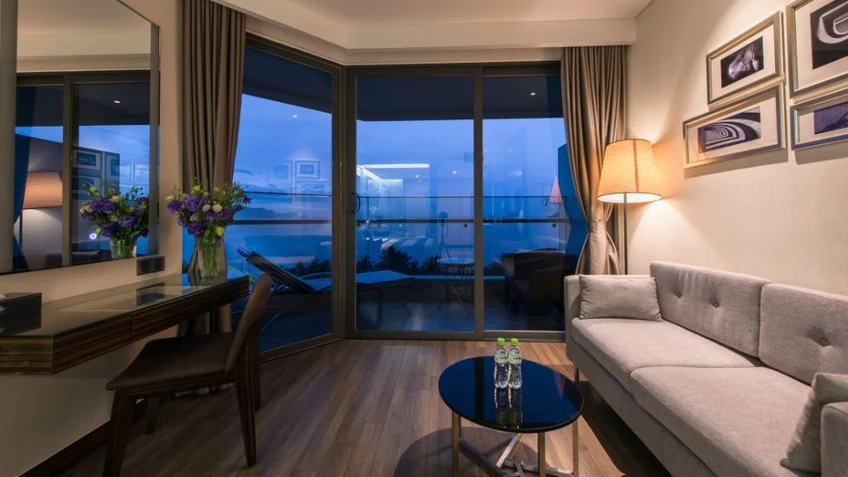Phòng nghỉ tại Queen Ann Nha Trang Hotel – góc 8