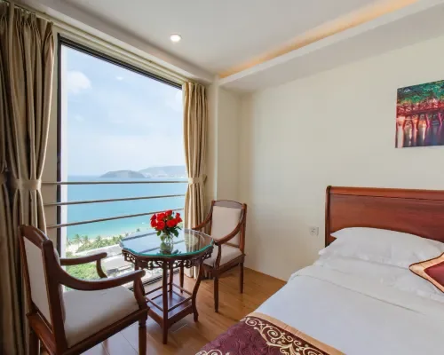 Phòng nghỉ tại Red Sun Nha Trang Hotel – góc 6