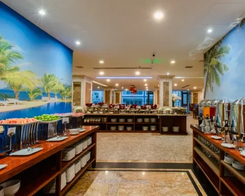 Không gian ăn uống tại Red Sun Nha Trang Hotel – góc 2