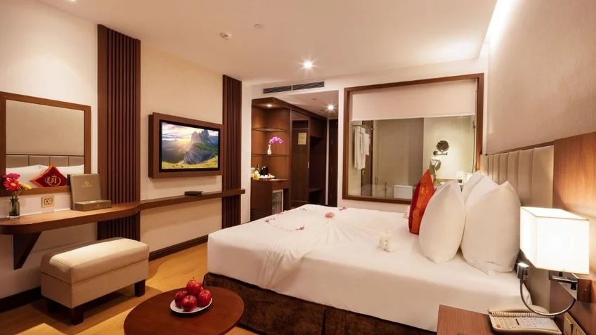 Phòng nghỉ tại Regalia Gold Hotel Nha Trang – góc 9