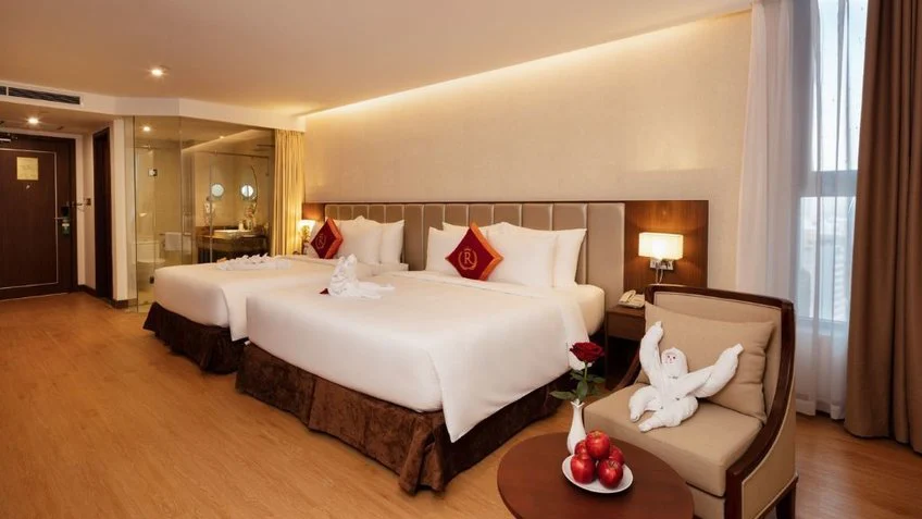 Phòng nghỉ tại Regalia Gold Hotel Nha Trang – góc 14