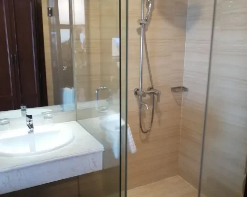 Phòng tắm tại Regalia Nha Trang Hotel