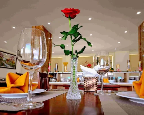 Không gian ăn uống tại Rigel Hotel Nha Trang