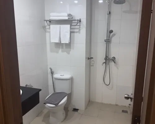 Phòng tắm tại Rigel Hotel Nha Trang – góc 5