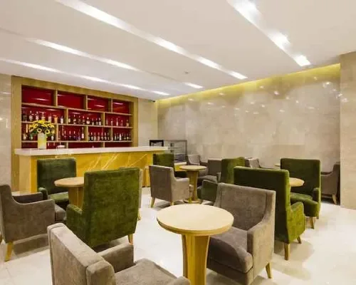 Không gian ăn uống tại Rosaka Nha Trang Hotel – góc 4