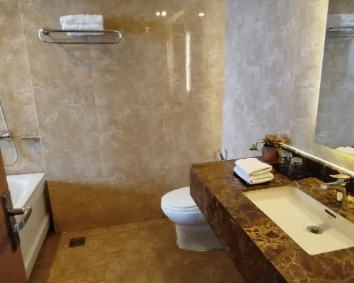 Phòng tắm tại Sao Việt Nha Trang Hotel – góc 3