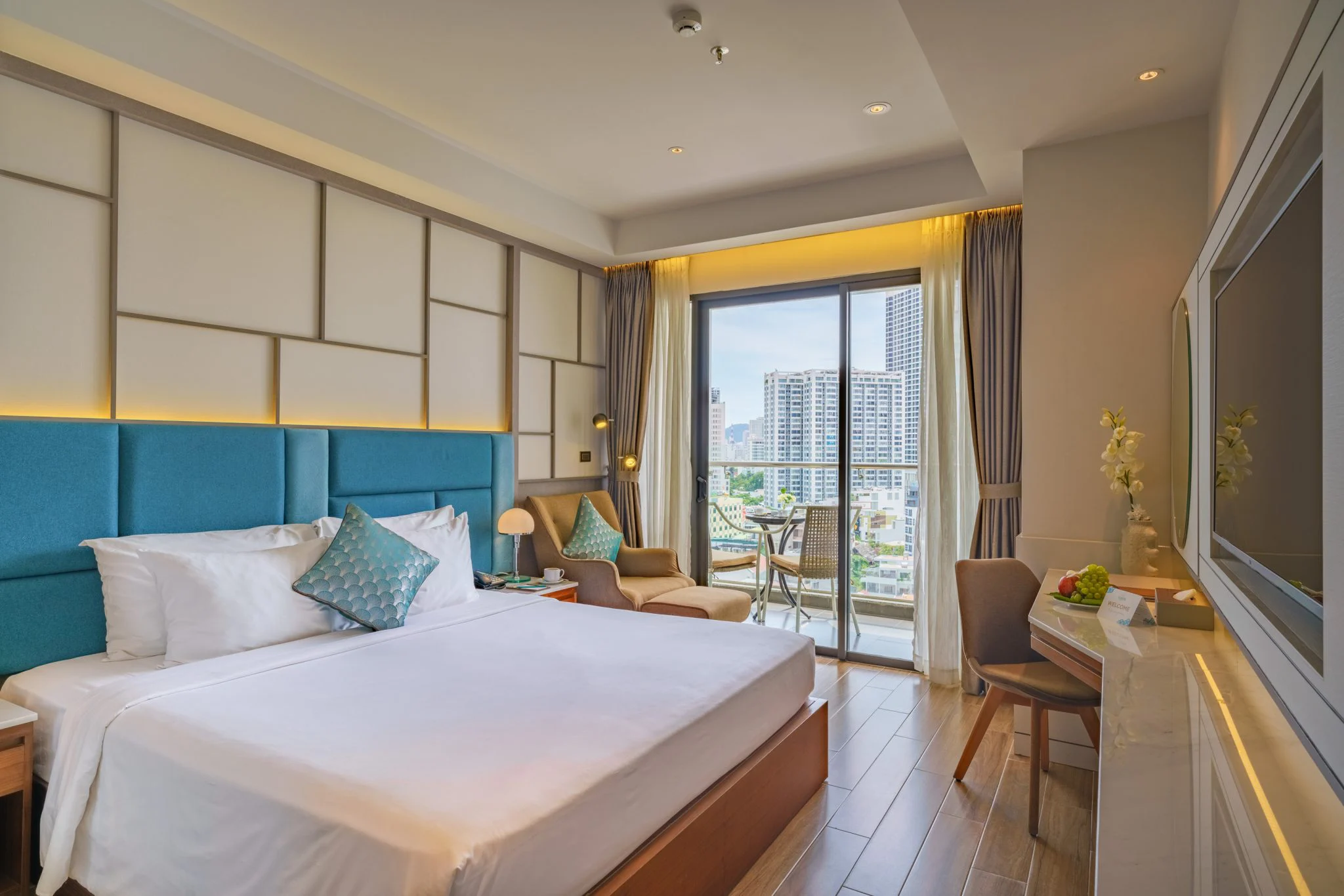 Phòng nghỉ tại Seaesta Nha Trang Hotel – góc 3