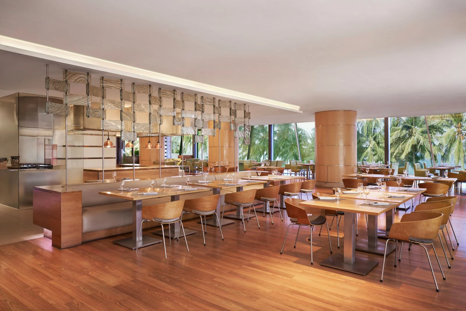 Nhà hàng Feast Sheraton Nha Trang