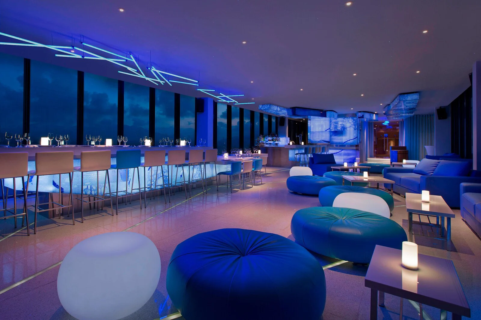 Altitude Rooftop Bar Sheraton Nha Trang