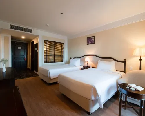 Phòng nghỉ tại Sunrise Nha Trang Beach Hotel & Spa – góc 3