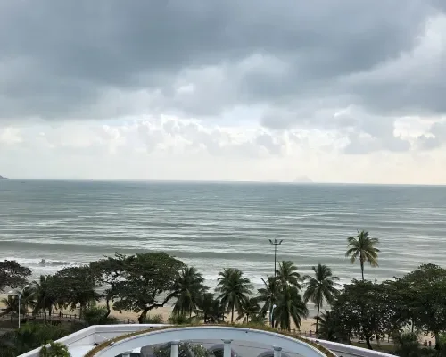 Góc nhìn tại Sunrise Nha Trang Beach Hotel & Spa – góc 3
