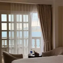 Phòng nghỉ tại Sunrise Nha Trang Beach Hotel & Spa – góc 4