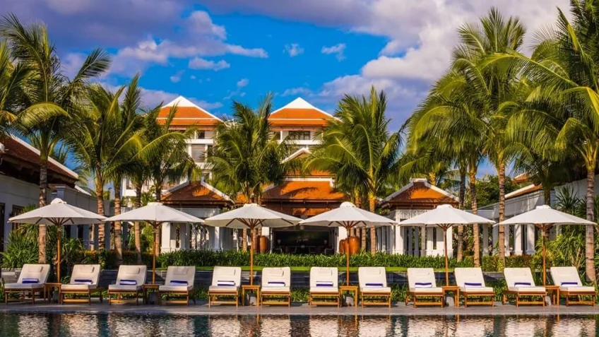 Hồ bơi tại The Anam Cam Ranh – góc 4
