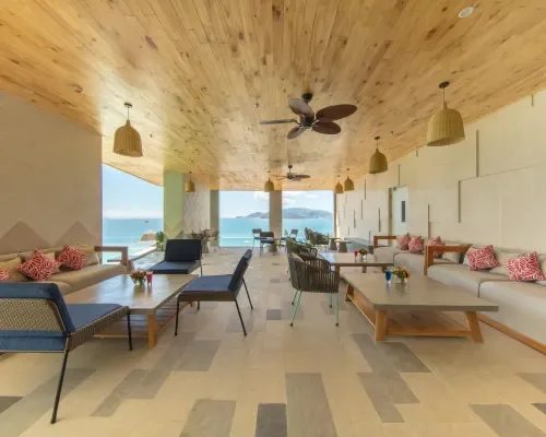 Không gian ăn uống tại The Empyrean Nha Trang – góc 5