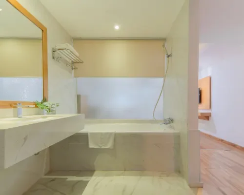 Phòng tắm tại TND Hotel Nha Trang – góc 2