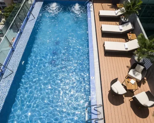 Hồ bơi tại Venue Hotel Nha Trang – góc 2