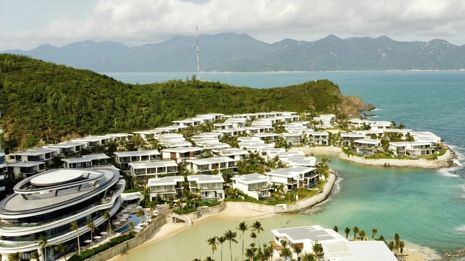 Toàn cảnh khu nghỉ dưỡng Villa Le Corail Gran Meliá Nha Trang