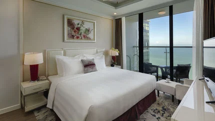 Phòng nghỉ tại Vinpearl Beachfront Nha Trang – góc 9