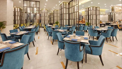 Không gian ăn uống tại Vinpearl Beachfront Nha Trang