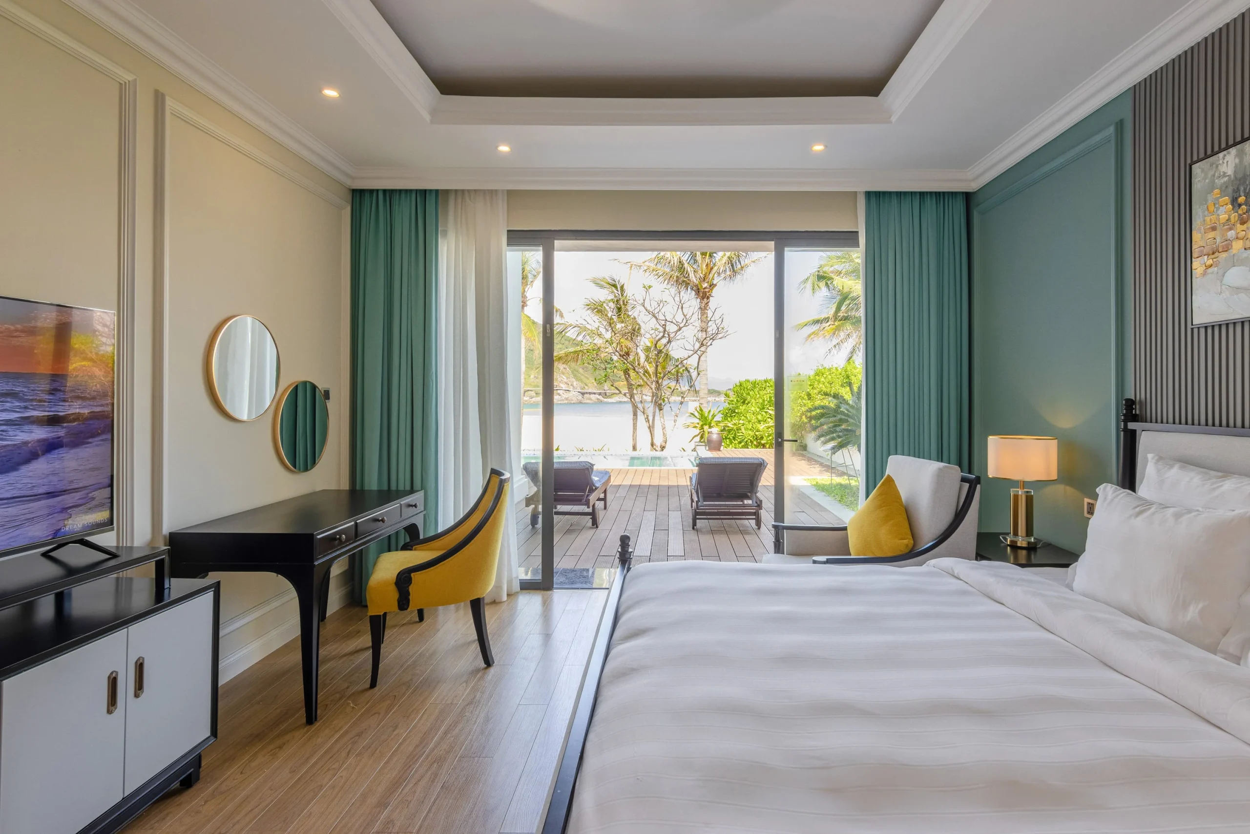 Phòng nghỉ tại Vinpearl Resort Nha Trang – góc 5