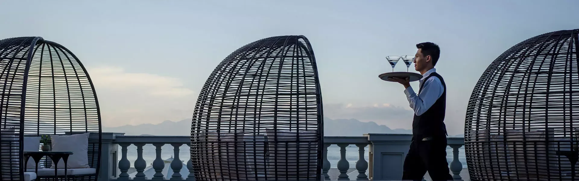Không gian ăn uống tại Vinpearl Resort Nha Trang