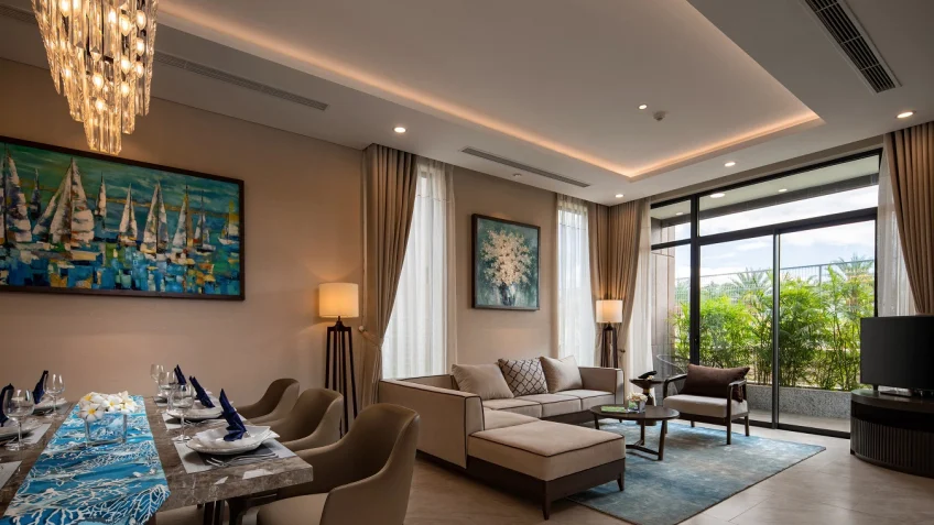 Phòng nghỉ tại Wyndham Grand KN Paradise Cam Ranh – góc 6