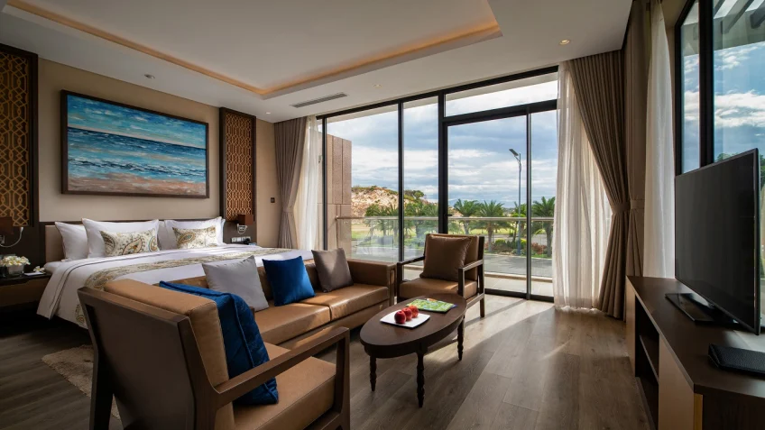 Phòng nghỉ tại Wyndham Grand KN Paradise Cam Ranh – góc 5