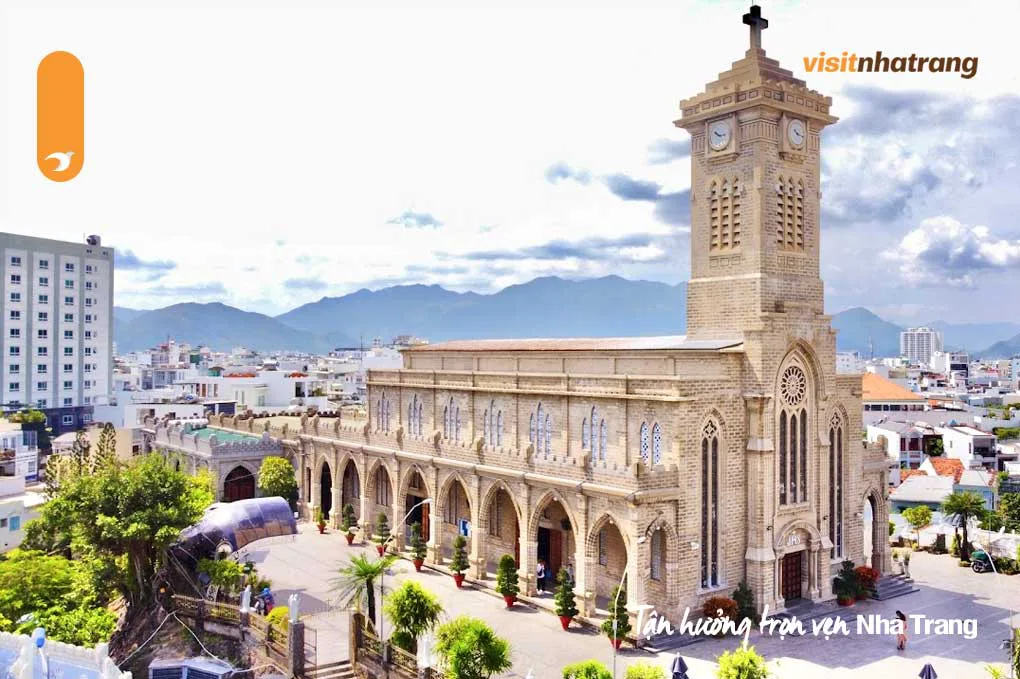 Nhà thờ Núi Nha Trang trong City Tour