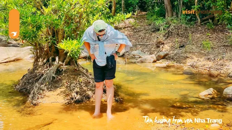 Tour Suối Ba Hồ 1 ngày