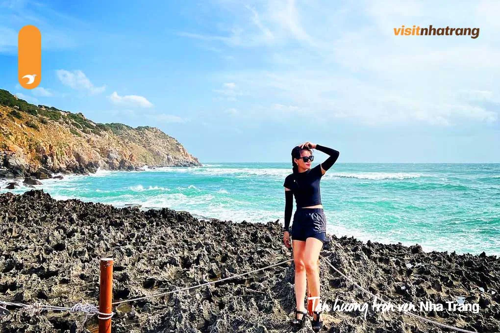 Vịnh Vĩnh Hy nhìn từ hành trình